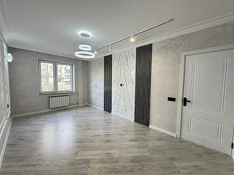 Satılır 4 otaqlı mənzil 75 m²