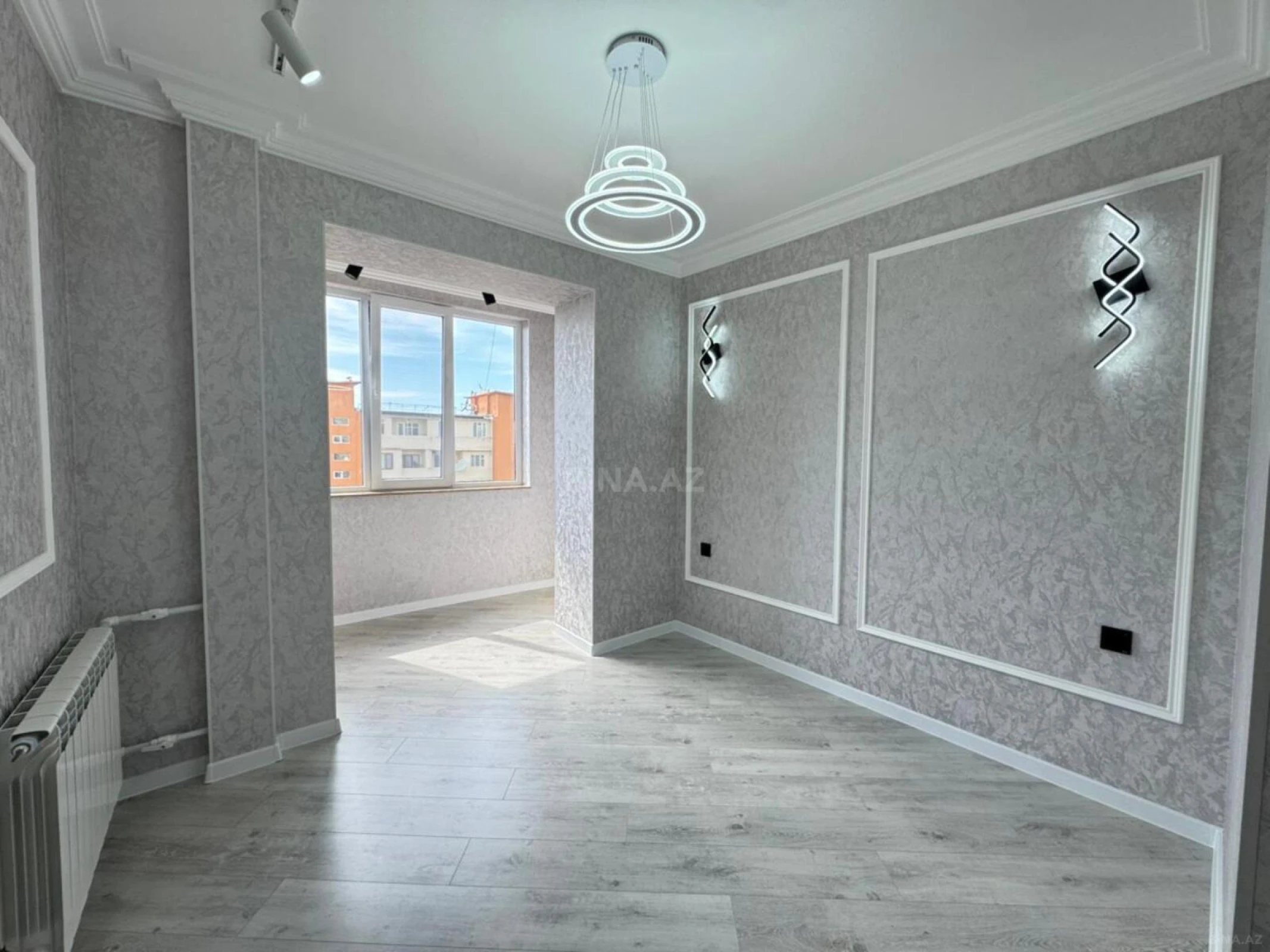 Satılır 4 otaqlı mənzil 75 m²