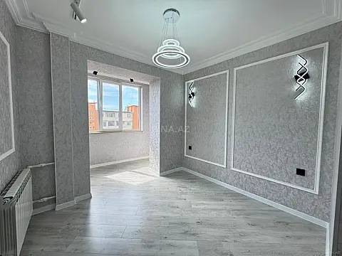 Satılır 4 otaqlı mənzil 75 m²