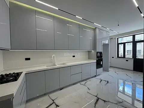 Satılır 4 otaqlı mənzil 141 m² — Bakı, Nərimanov 4 otaq 141.00 m²