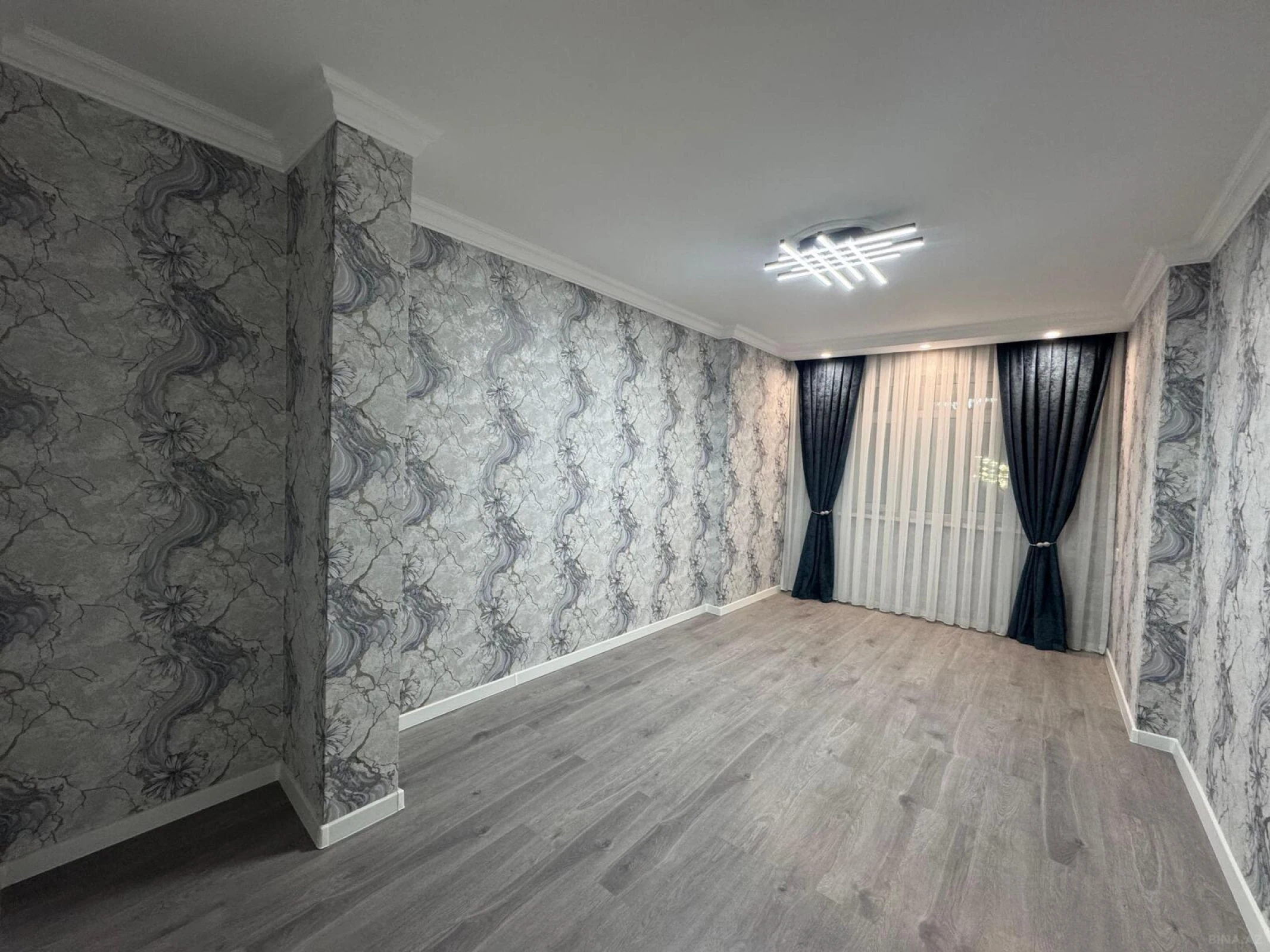 Satılır 3 otaqlı mənzil 75 m²