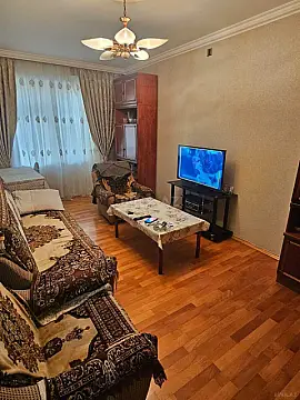 Satılır 3 otaqlı mənzil 75 m²