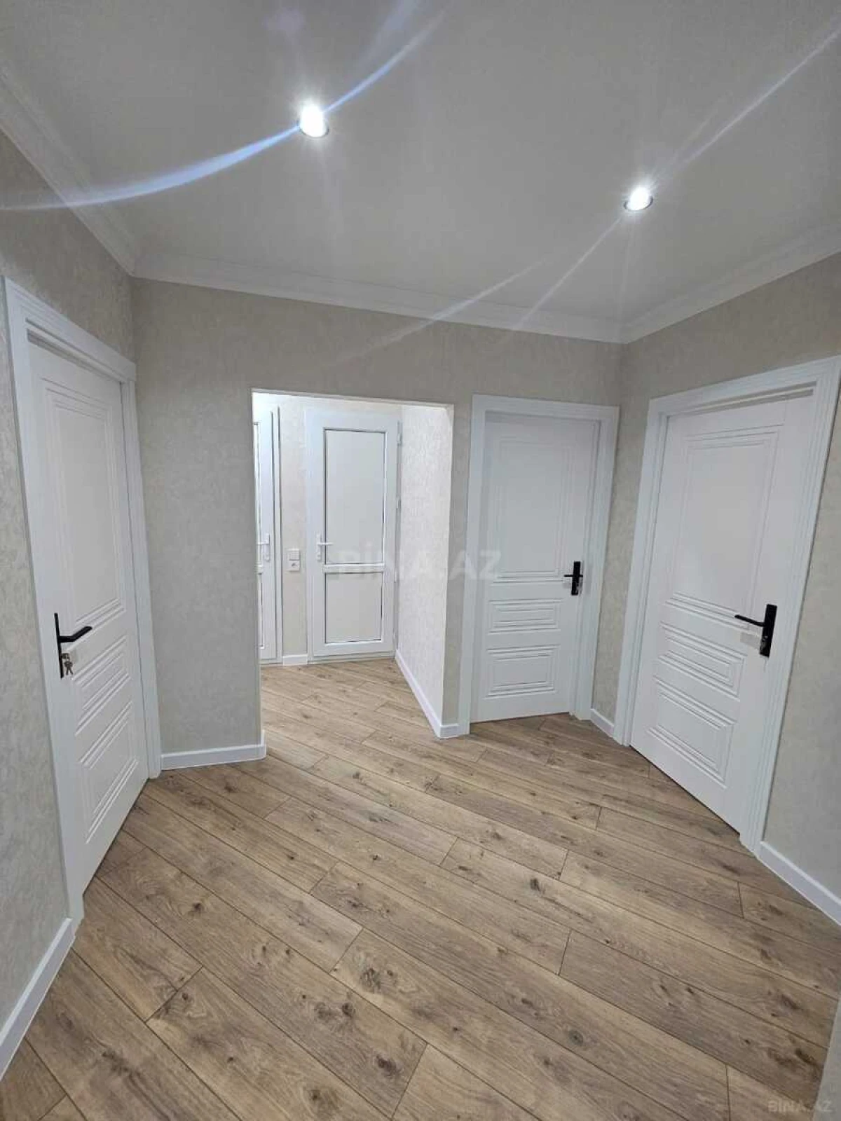 Satılır 3 otaqlı mənzil 75 m²