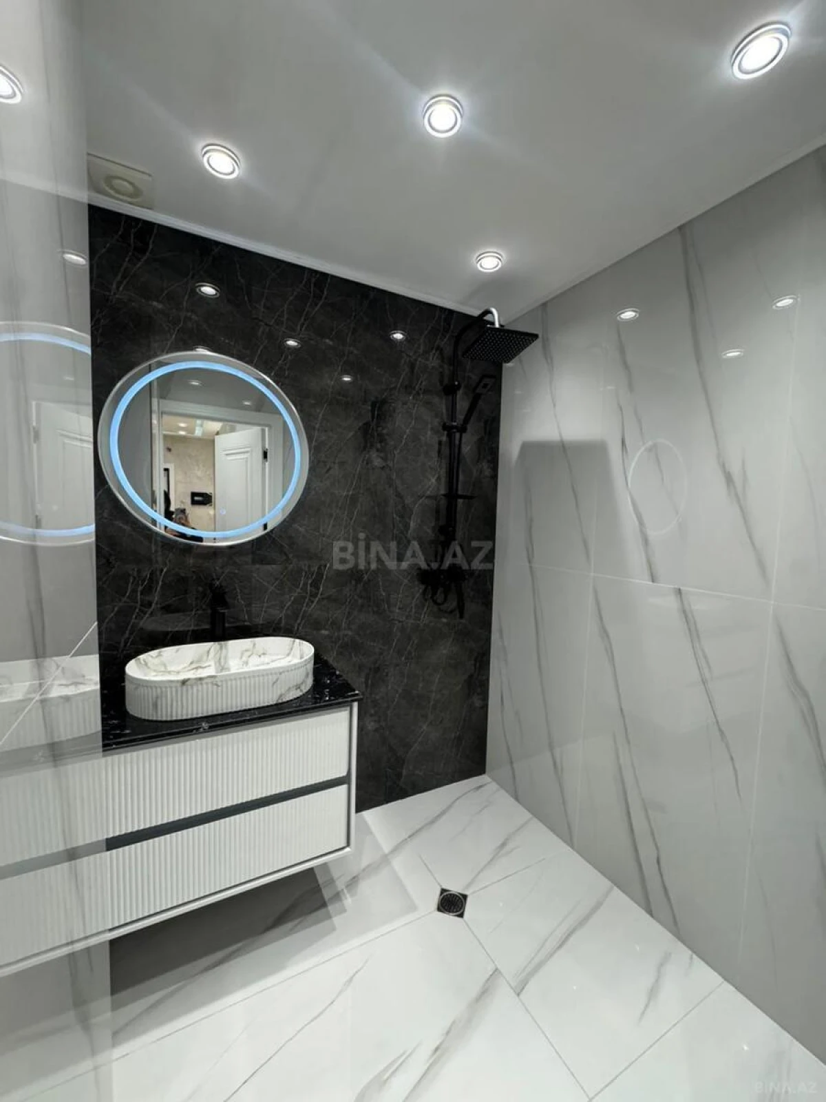 Satılır 3 otaqlı mənzil 75 m²