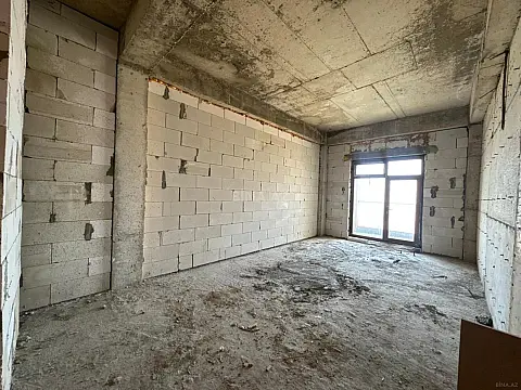 Satılır 3 otaqlı mənzil 110 m²