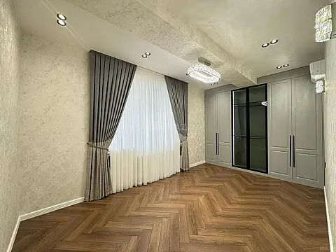 Satılır 3 otaqlı mənzil 105 m²
