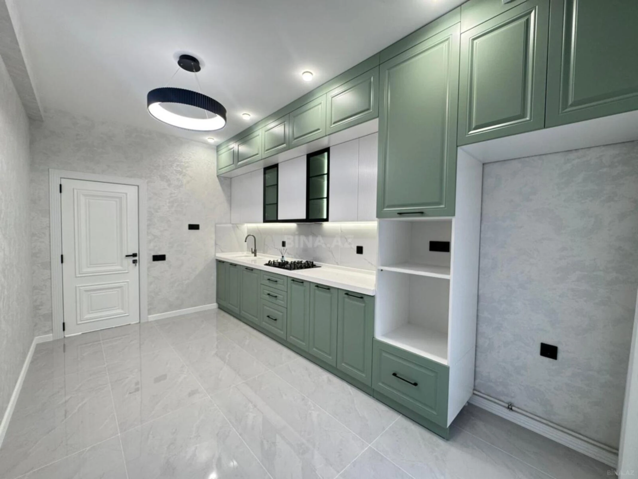 Satılır 3 otaqlı mənzil 105 m²