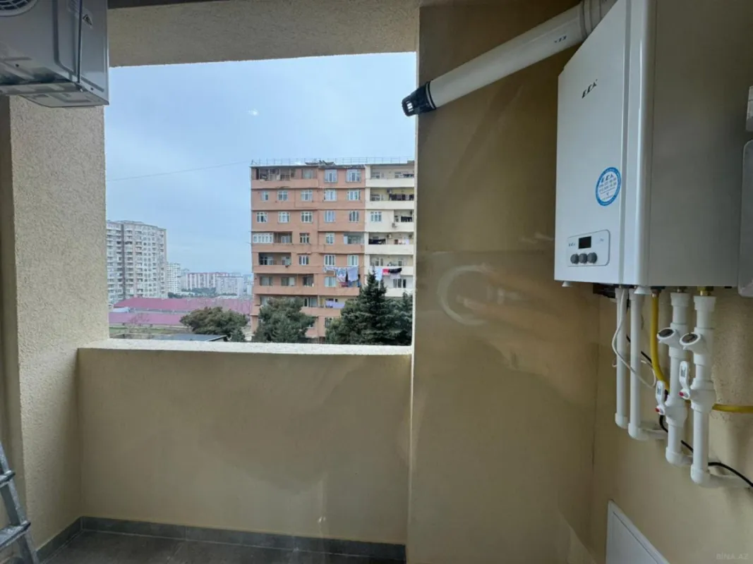 Satılır 3 otaqlı mənzil 105 m²