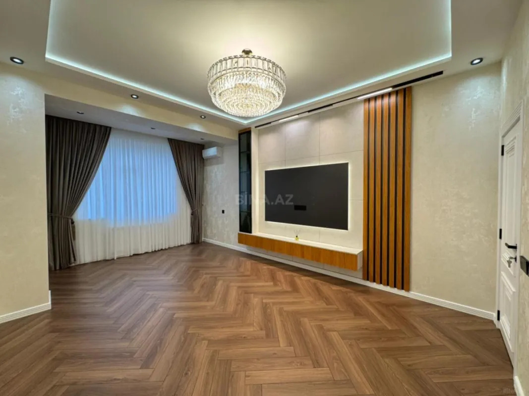 Satılır 3 otaqlı mənzil 105 m²