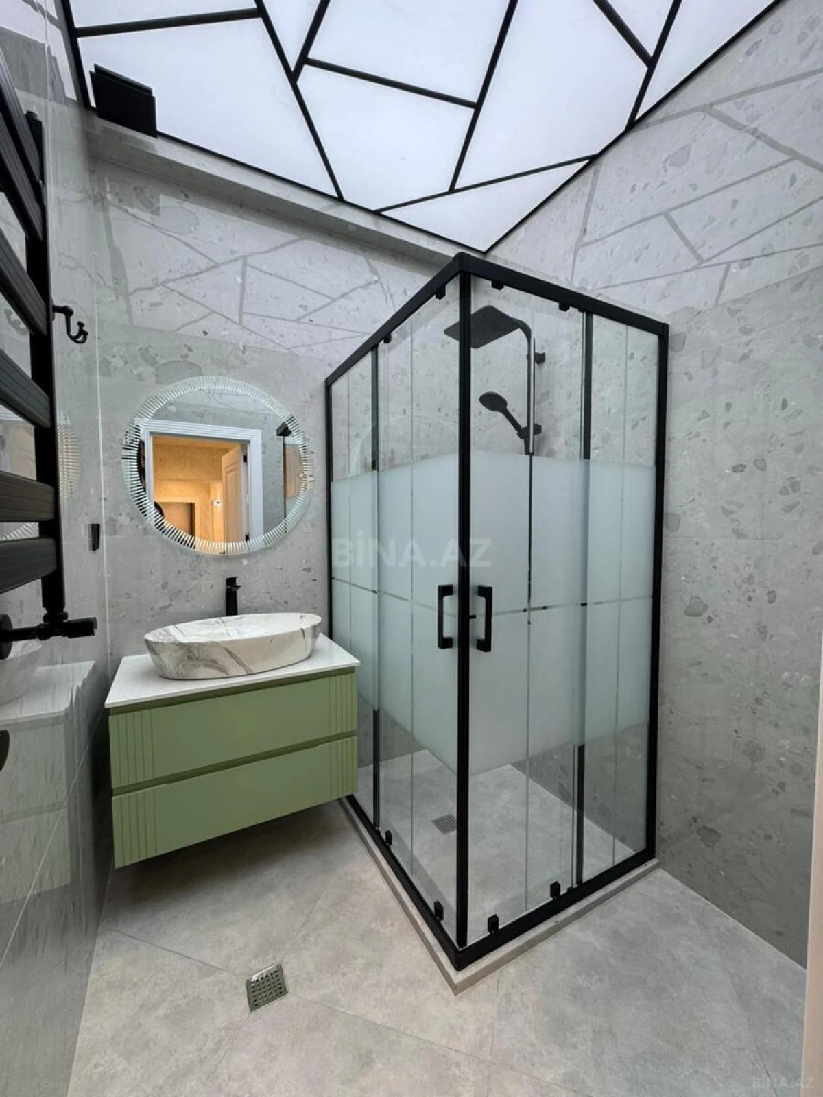 Satılır 3 otaqlı mənzil 91 m²