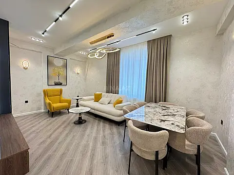 Satılır 3 otaqlı mənzil 91 m² — Bakı, Həzi Aslanov qəs. 3 otaq 91.00 m²