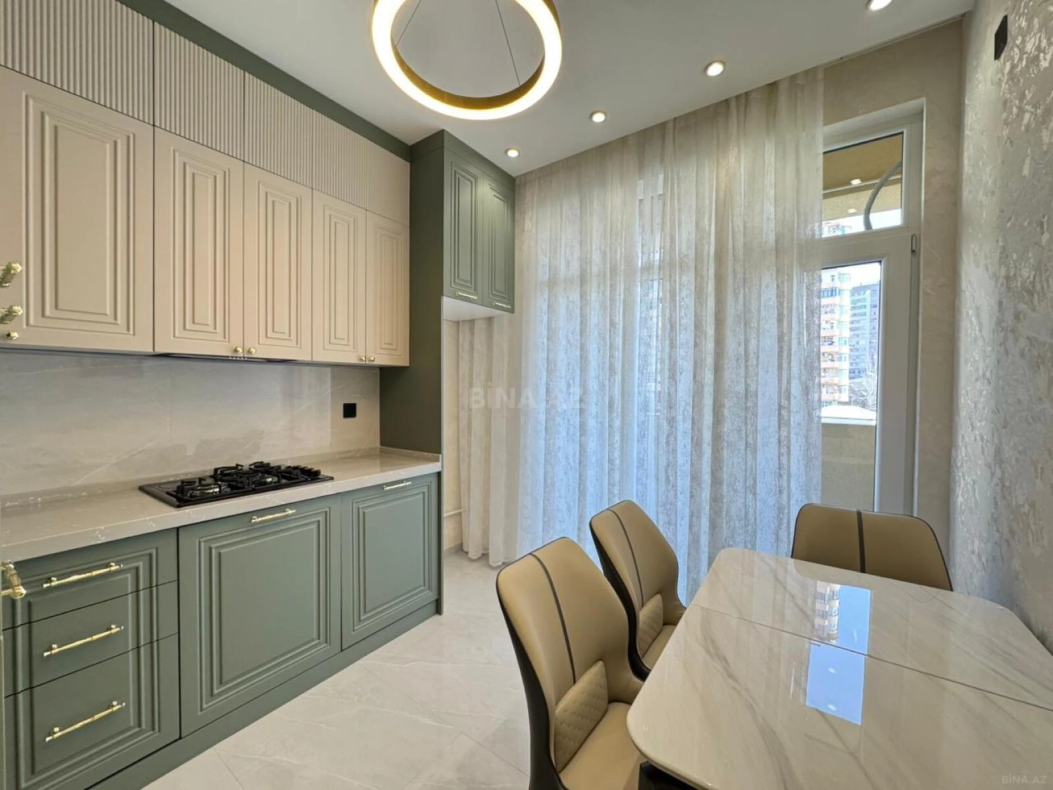 Satılır 3 otaqlı mənzil 91 m²