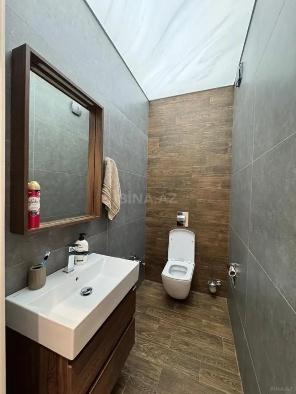 Satılır 3 otaqlı mənzil 153 m²