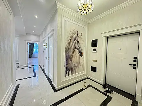 Satılır 3 otaqlı mənzil 116 m²