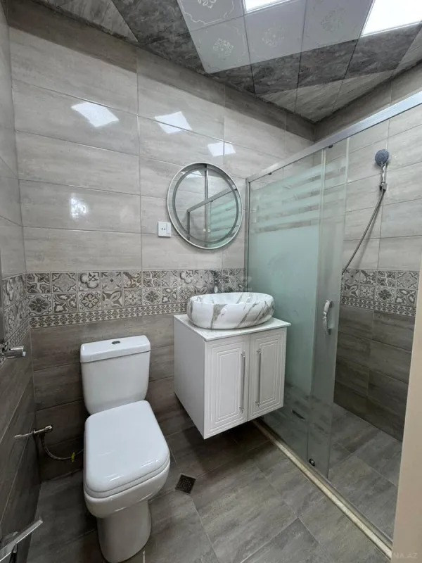 Satılır 3 otaqlı mənzil 145 m²