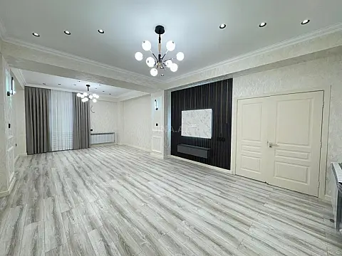Satılır 3 otaqlı mənzil 145 m² — Bakı, Əhmədli 3 otaq 145.00 m²
