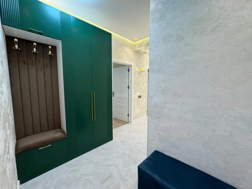 Satılır 3 otaqlı mənzil 113 m²