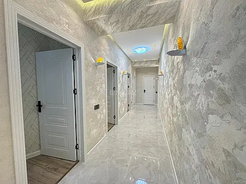 Satılır 3 otaqlı mənzil 113 m²