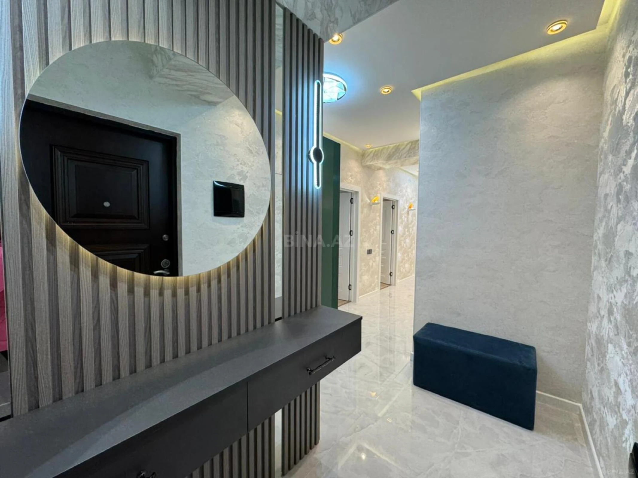 Satılır 3 otaqlı mənzil 113 m²