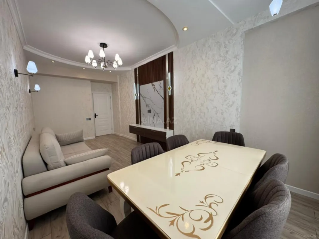 Satılır 3 otaqlı mənzil 113 m²