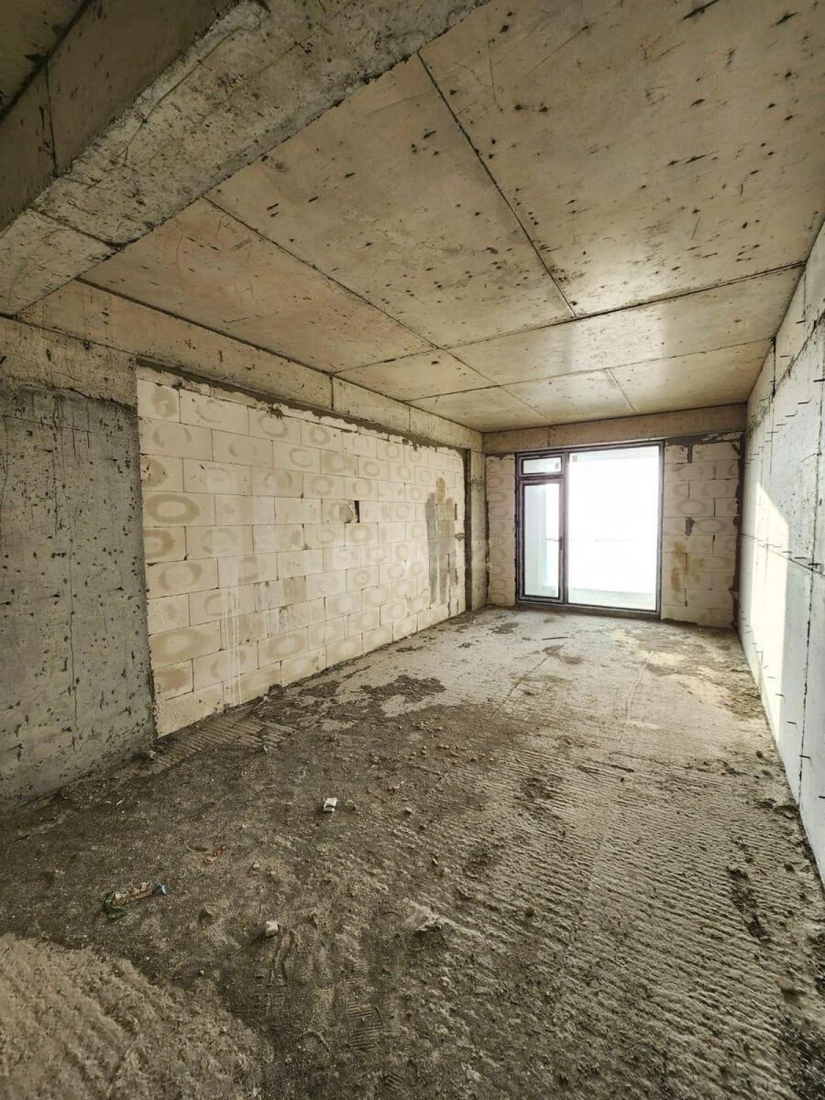 Satılır 3 otaqlı mənzil 125 m²