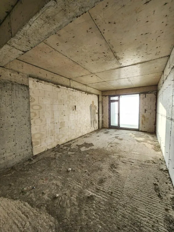 Satılır 3 otaqlı mənzil 125 m²