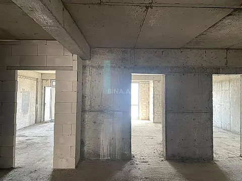 Satılır 3 otaqlı mənzil 125 m²