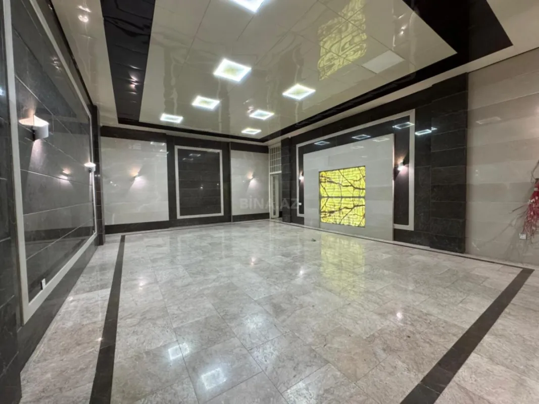 Satılır 4 otaqlı mənzil 219 m²