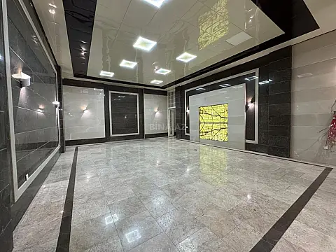 Satılır 4 otaqlı mənzil 219 m²