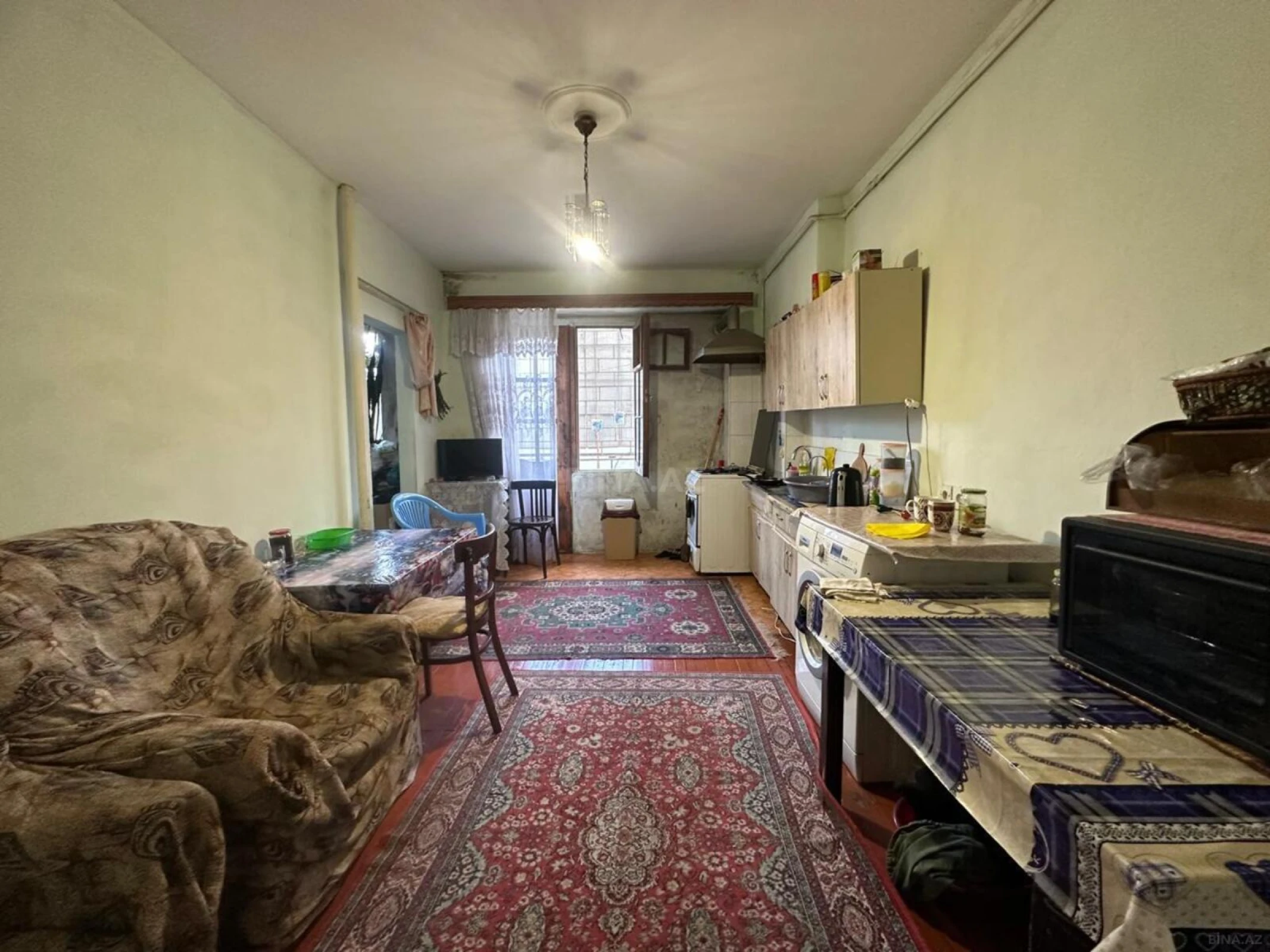 Satılır 5 otaqlı mənzil 110 m²