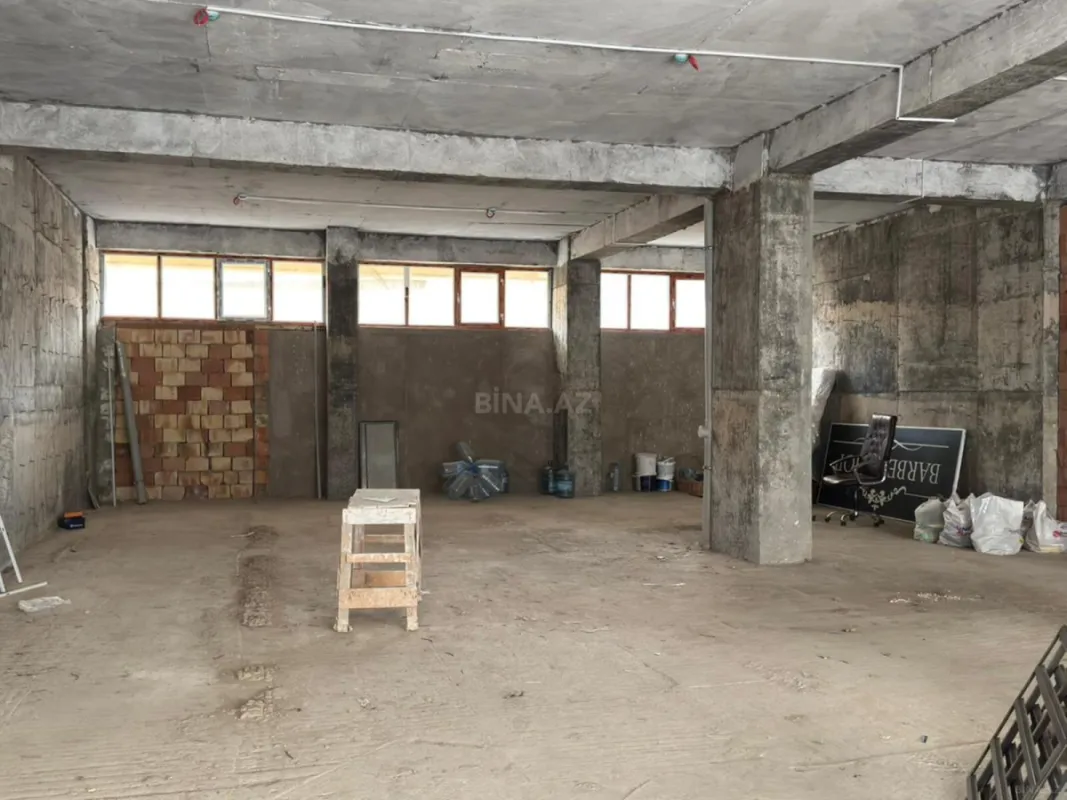 Satılır obyekt 185 m²