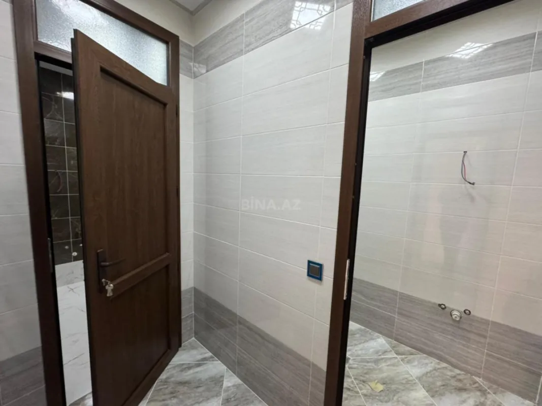 Satılır 10 otaqlı həyət evi 510 m²