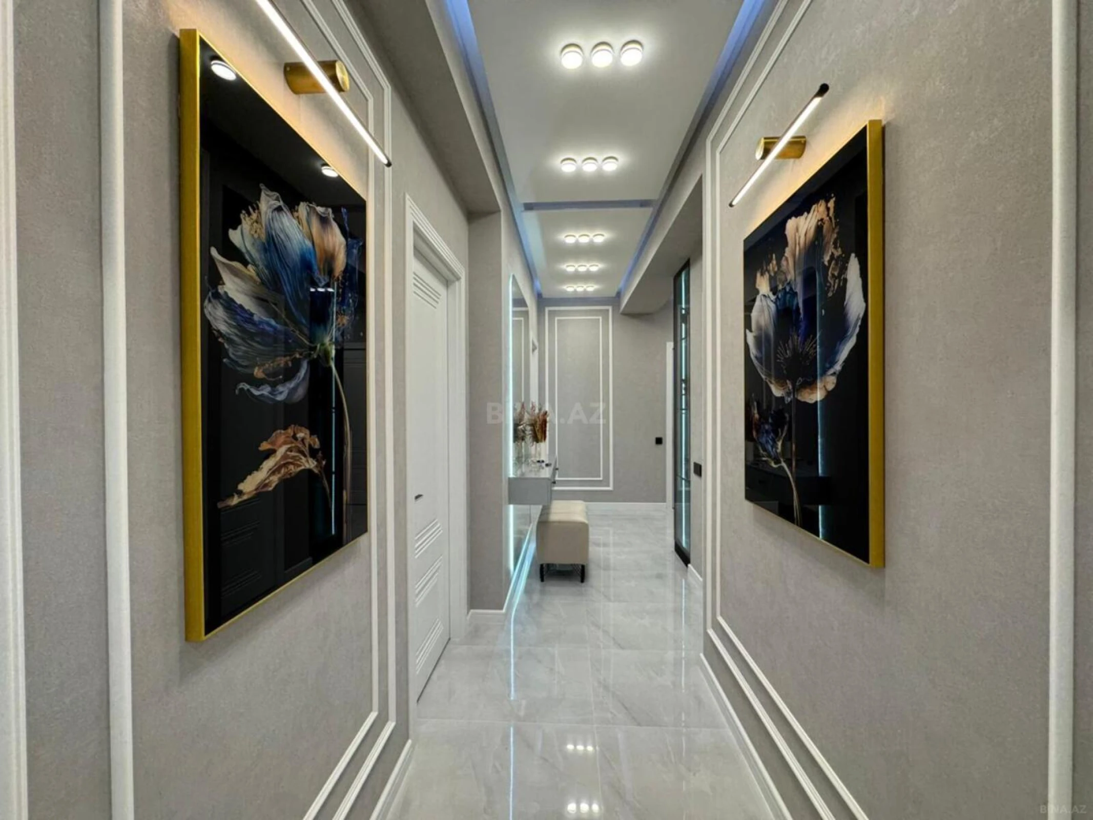 Satılır 3 otaqlı mənzil 105 m²