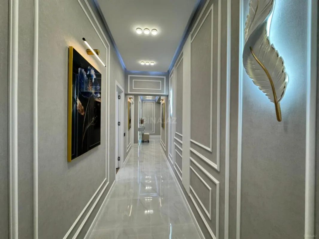 Satılır 3 otaqlı mənzil 105 m²