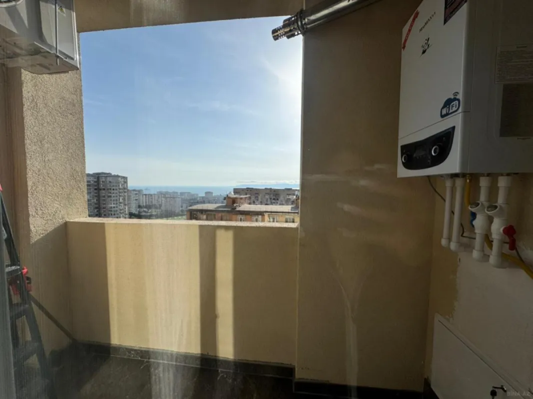 Satılır 3 otaqlı mənzil 105 m²