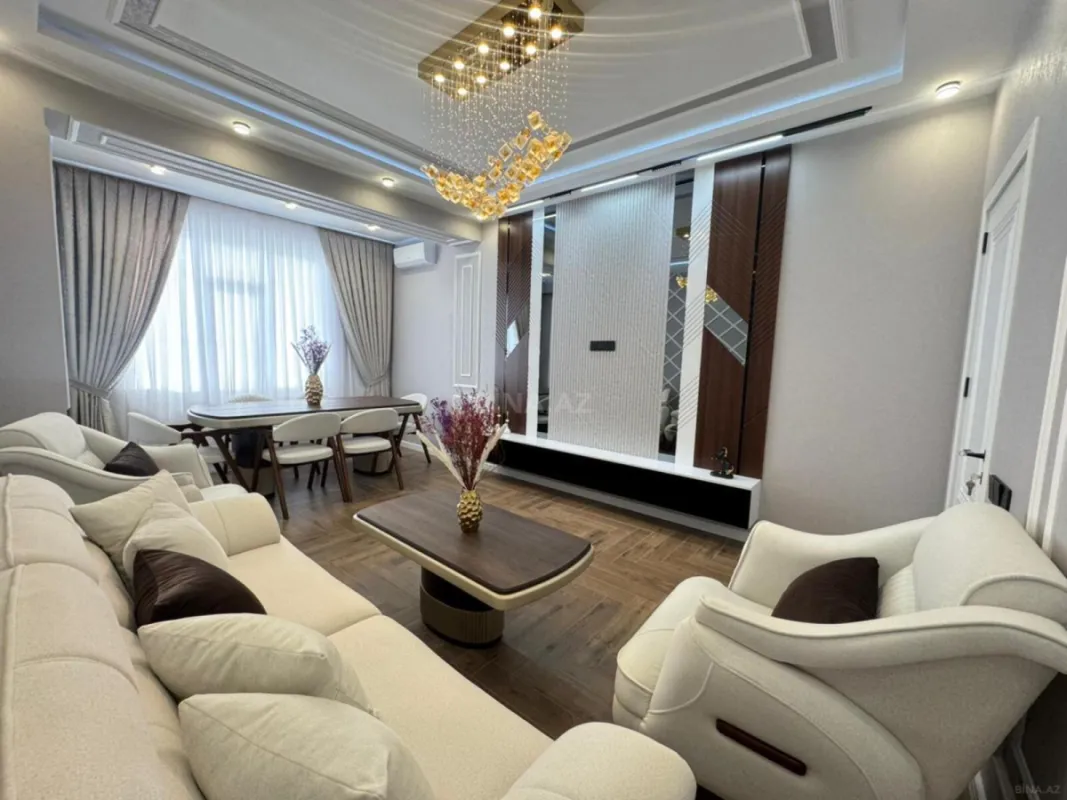 Satılır 3 otaqlı mənzil 105 m²