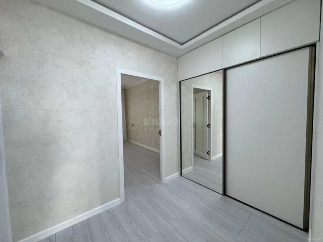 Satılır 2 otaqlı mənzil 65 m²