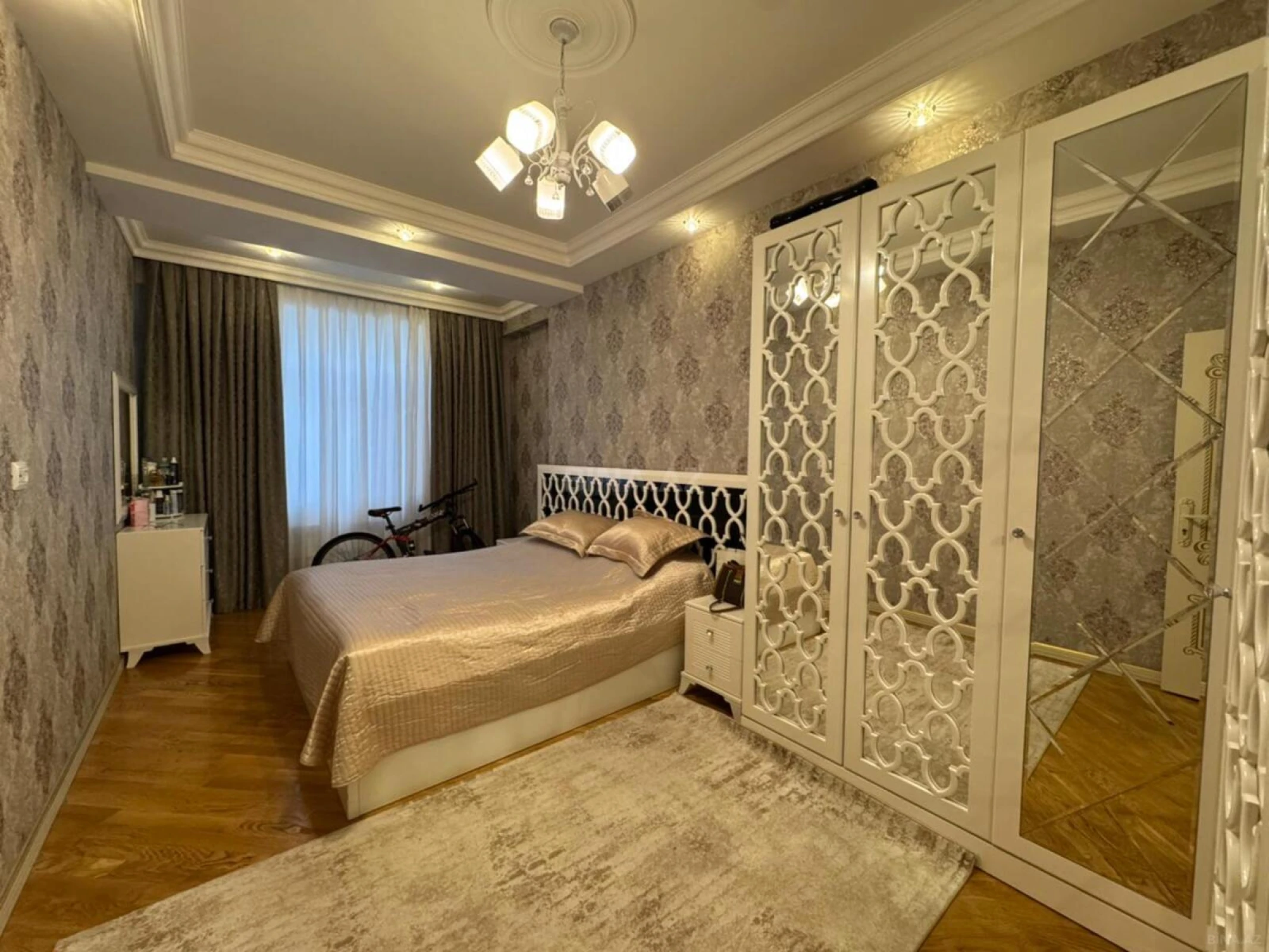 Satılır 3 otaqlı mənzil 100 m²