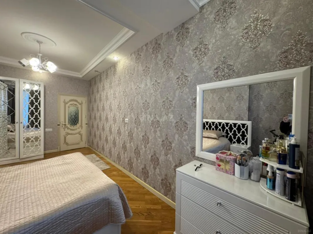 Satılır 3 otaqlı mənzil 100 m²