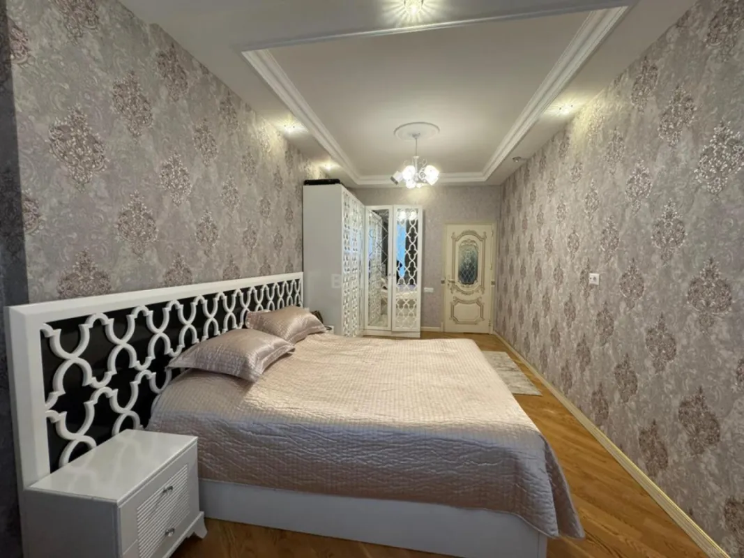 Satılır 3 otaqlı mənzil 100 m²