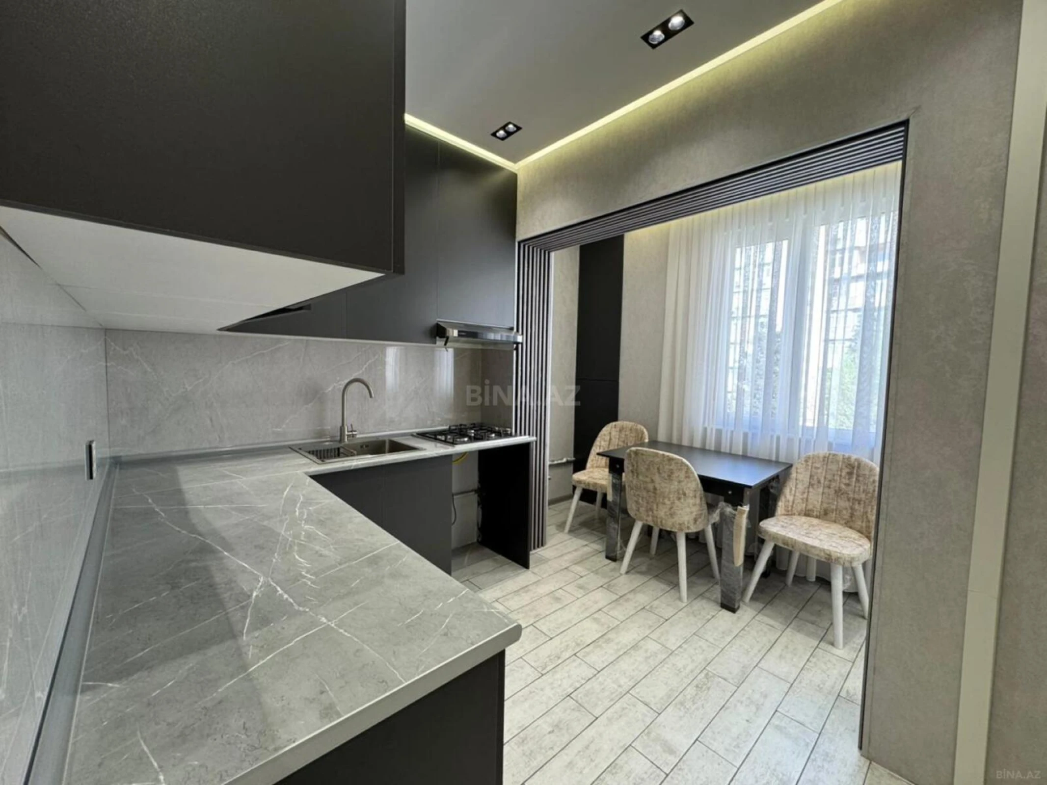 Satılır 3 otaqlı mənzil 85 m²
