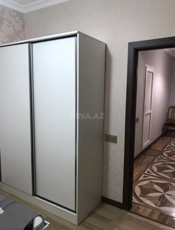Satılır 3 otaqlı mənzil 76 m²