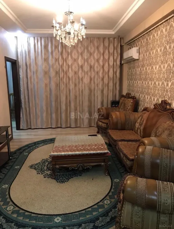Satılır 3 otaqlı mənzil 76 m²