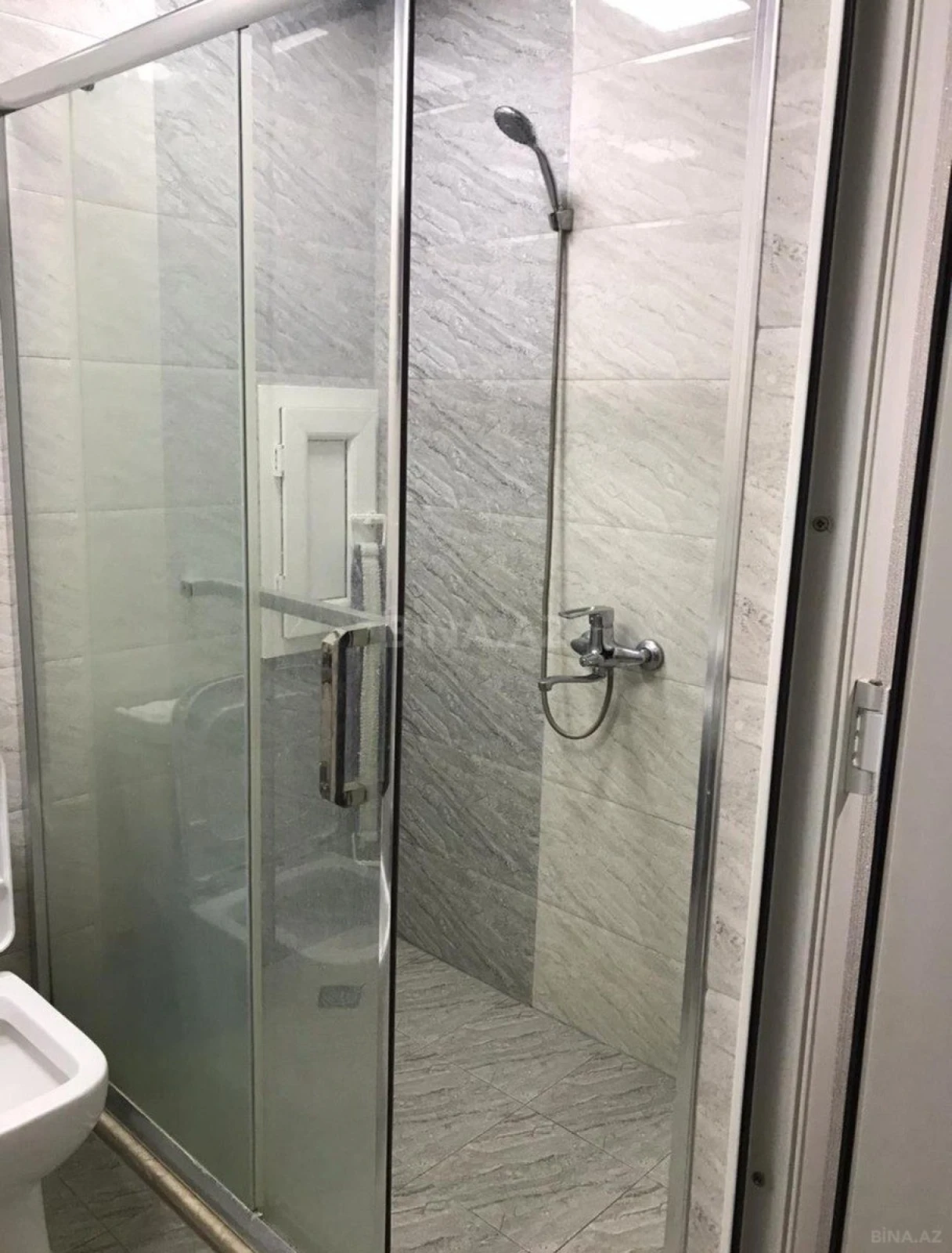 Satılır 3 otaqlı mənzil 76 m²
