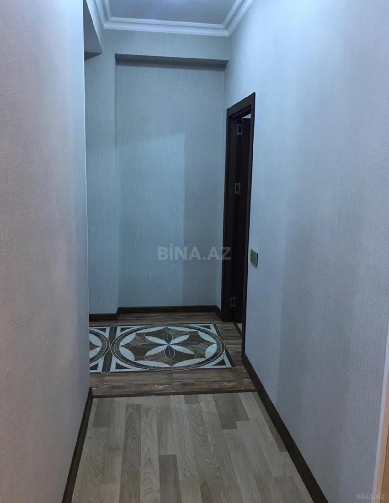 Satılır 3 otaqlı mənzil 76 m²