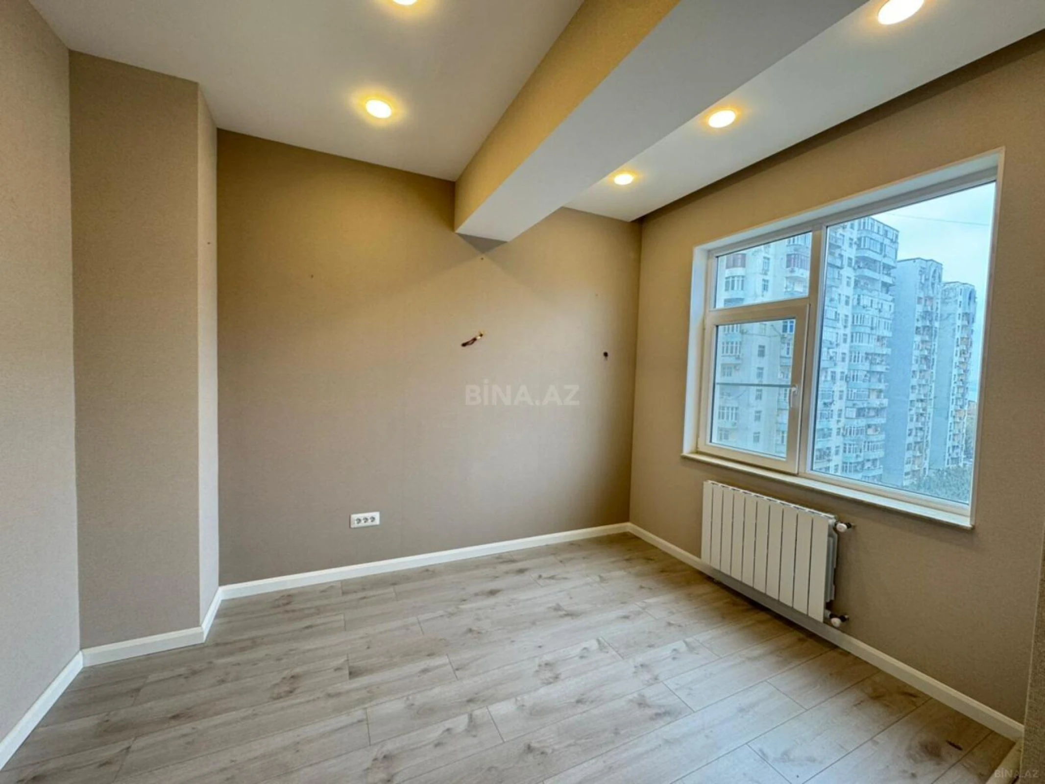 Satılır 3 otaqlı mənzil 80 m²
