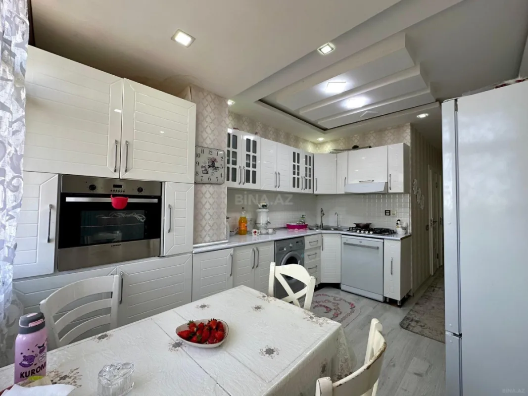 Satılır 3 otaqlı mənzil 70 m²