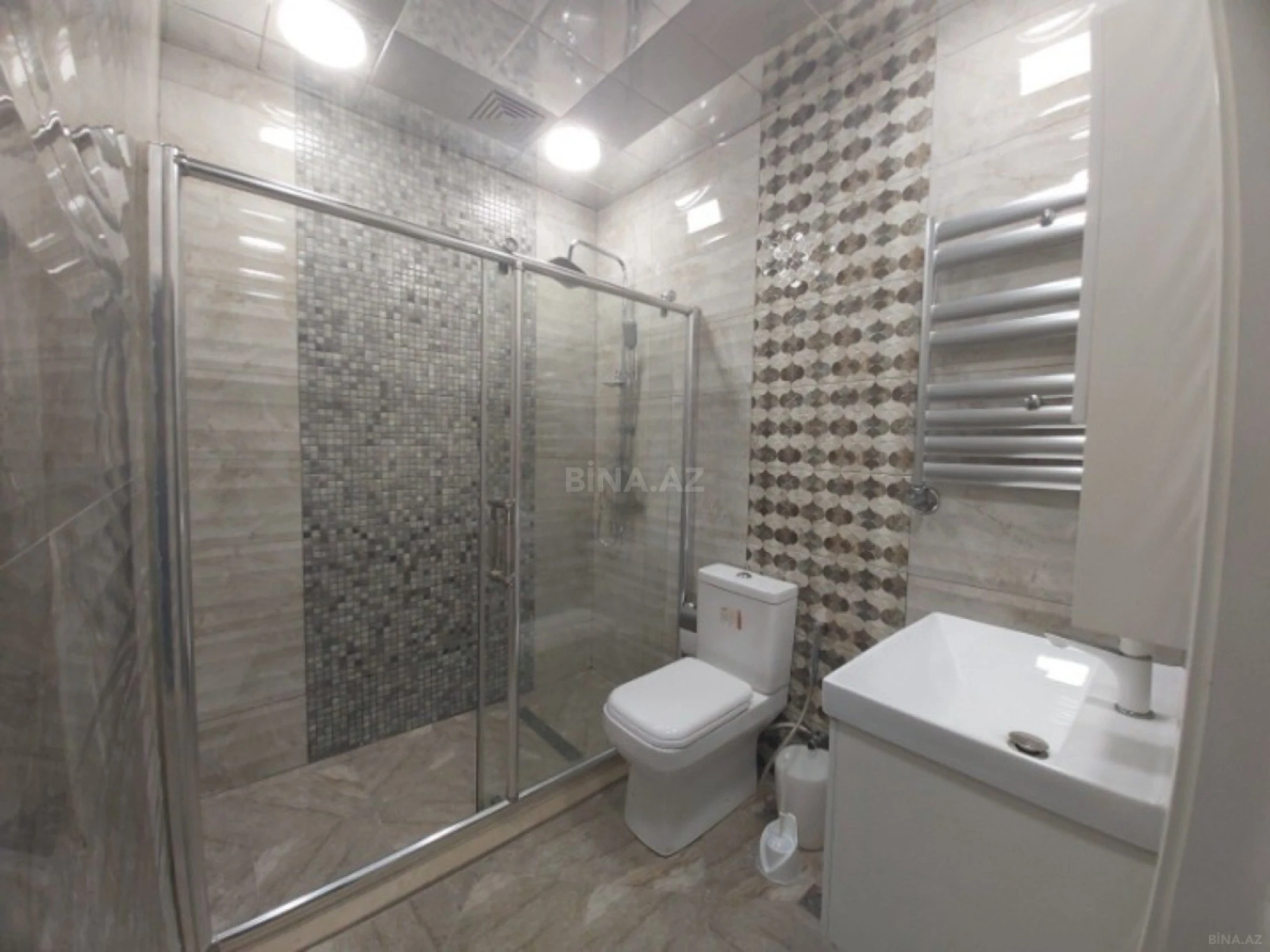 Satılır 3 otaqlı mənzil 110 m²