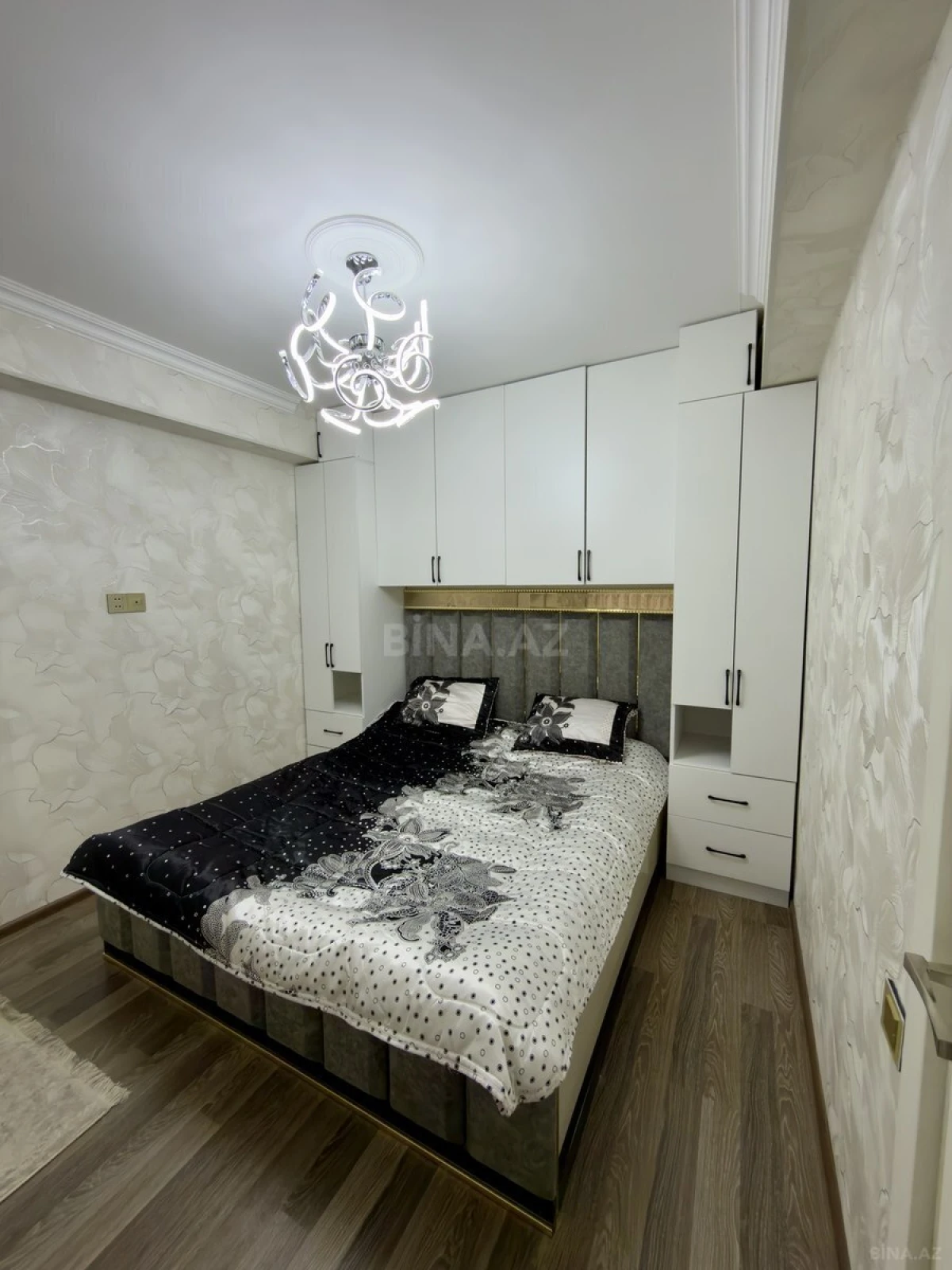 Satılır 3 otaqlı mənzil 85 m²
