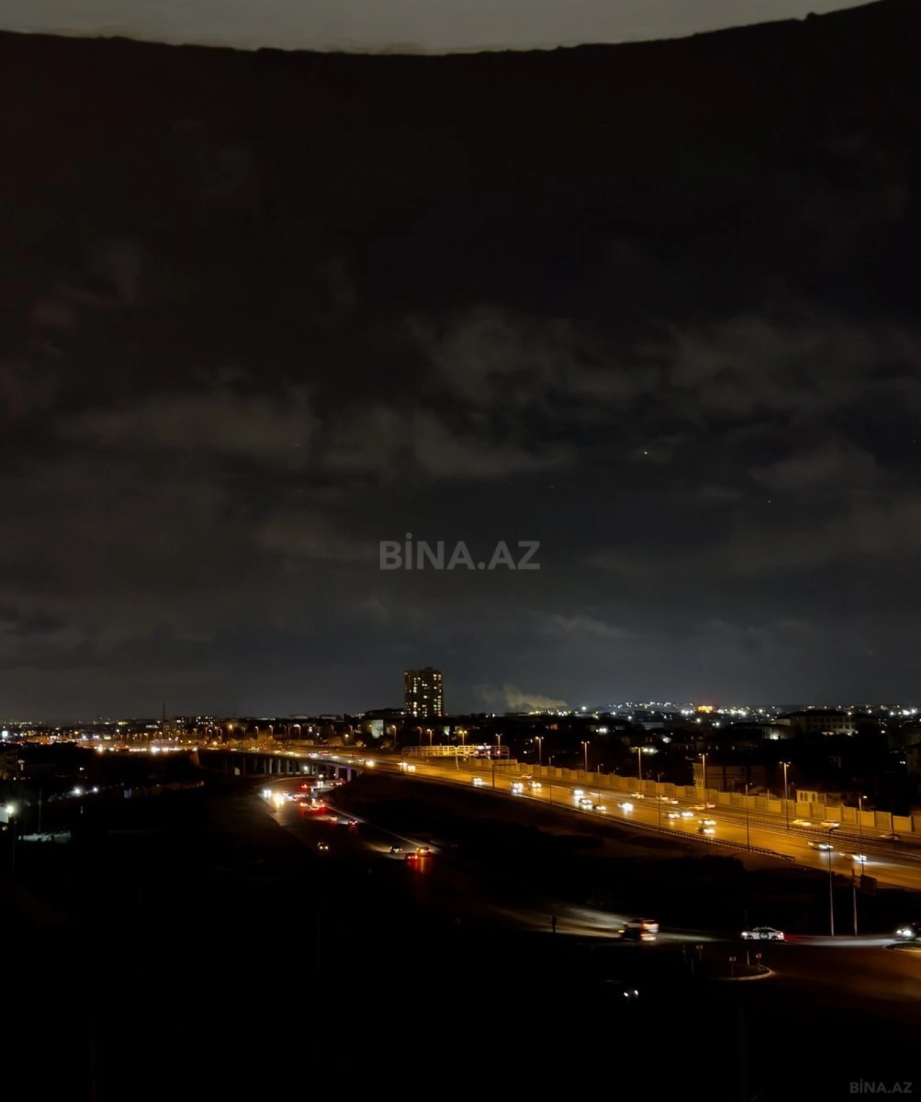 Satılır 3 otaqlı mənzil 85 m²